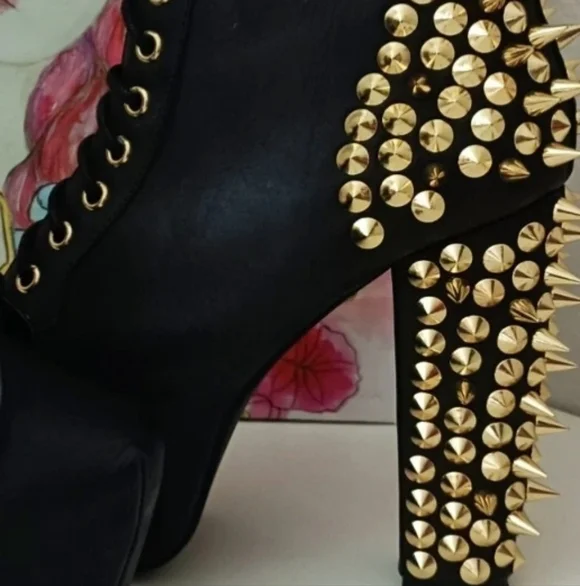 Jeffrey Campbell Spike LITA Black Leather With Gold Spikes Size 6 - Picture 10 of 11